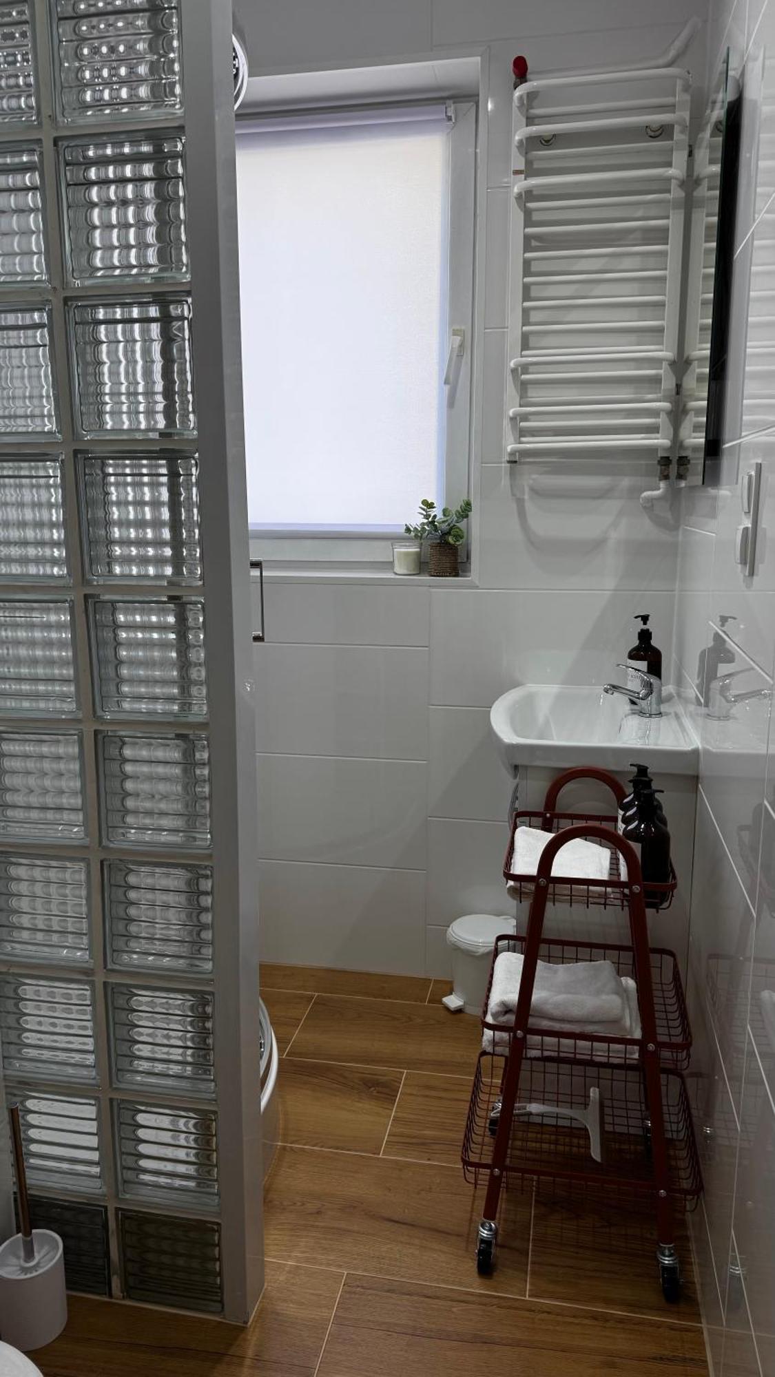 Eg Apartment *